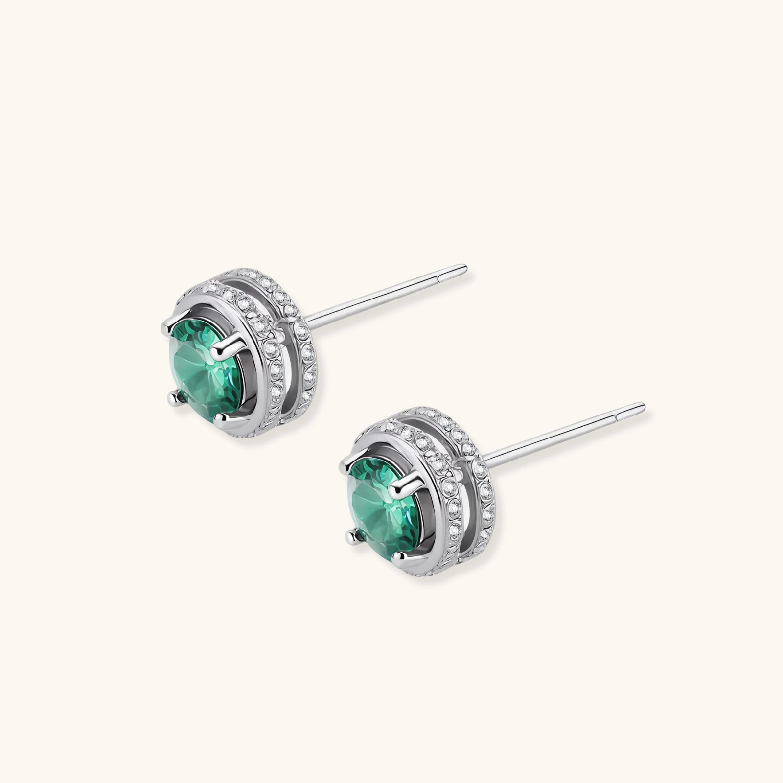 Simply Savvy Emerald Spark Halo Studs