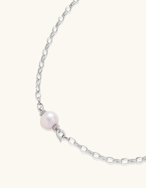 Load image into Gallery viewer, Simply Savvy Luna Pearl Chain Necklace
