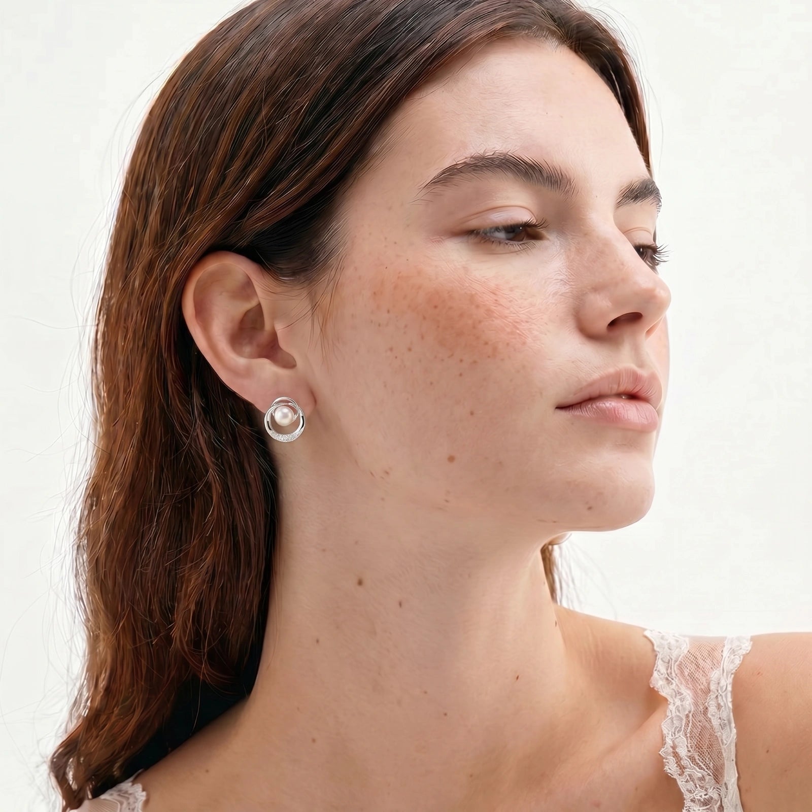 Simply Savvy Pearl Orbit Studs