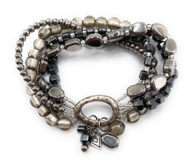 Pre-Owned Silpada Sterling Silver Hailstone Stretch Bracelet - Retired Design