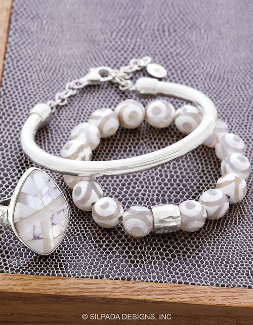 Load image into Gallery viewer, Pre-Owned Silpada SAFARI Sterling Silver Stretch Bracelet - Retired Design
