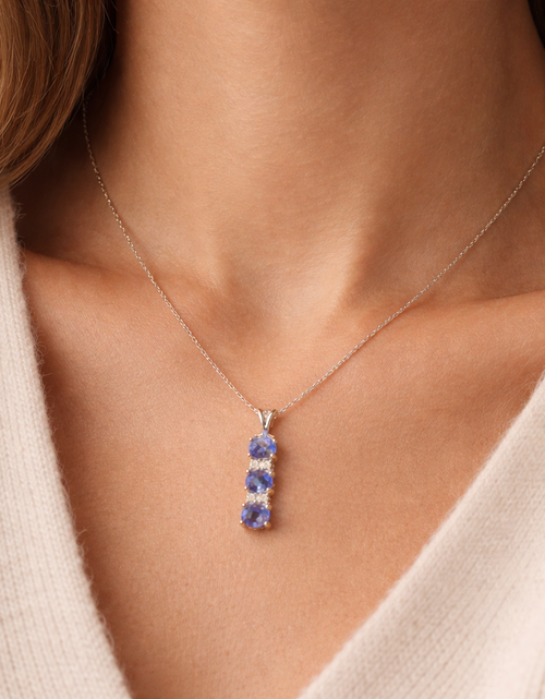 Load image into Gallery viewer, 10K White Gold Violet Cascade Pendant Necklace – 18"
