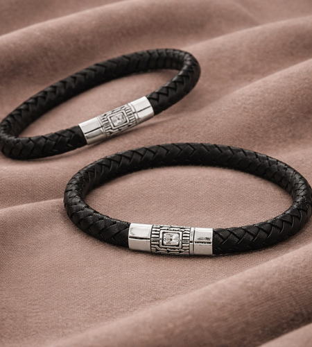 Simply Savvy Bali Artisan Black Leather & Sterling Silver Bracelet – Handcrafted 925 Silver Luxury Men’s & Unisex Bracelet
