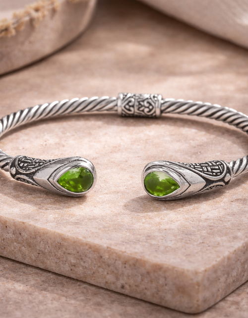 Load image into Gallery viewer, Simply Savvy Bali Handcrafted Sterling Silver Peridot Quartz Twisted Cable Bangle Bracelet
