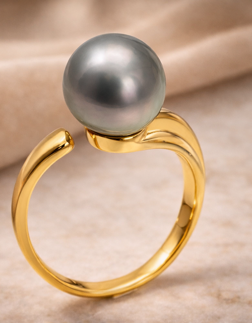 Load image into Gallery viewer, Golden Green Tahitian Pearl Ring 10–11mm | Adjustable Sterling Silver)
