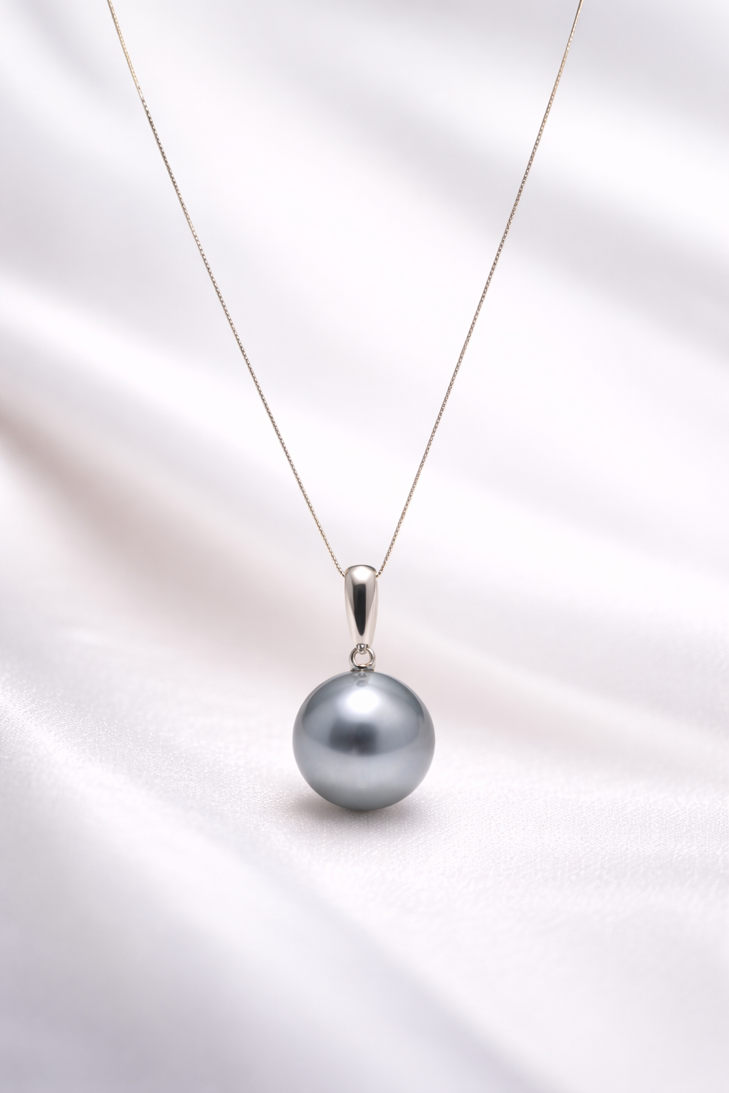 14K Yellow Gold Tahitian Pearl Pendant Necklace | 12–13mm Round Grey-Green Pearl | 45cm