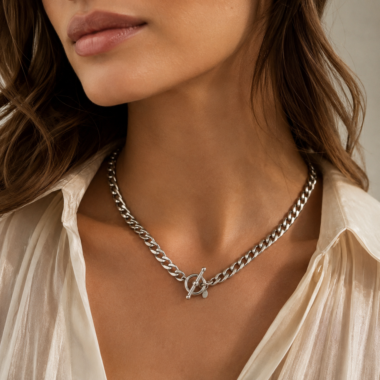 Sterling Silver Polished Wide Link Toggle Necklace – 18 Inches