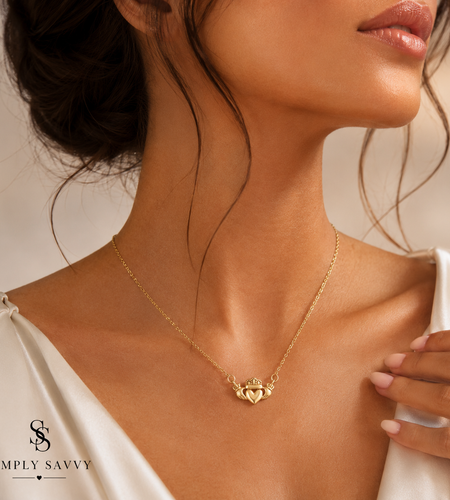 14K Yellow Gold Claddagh Pendant Necklace