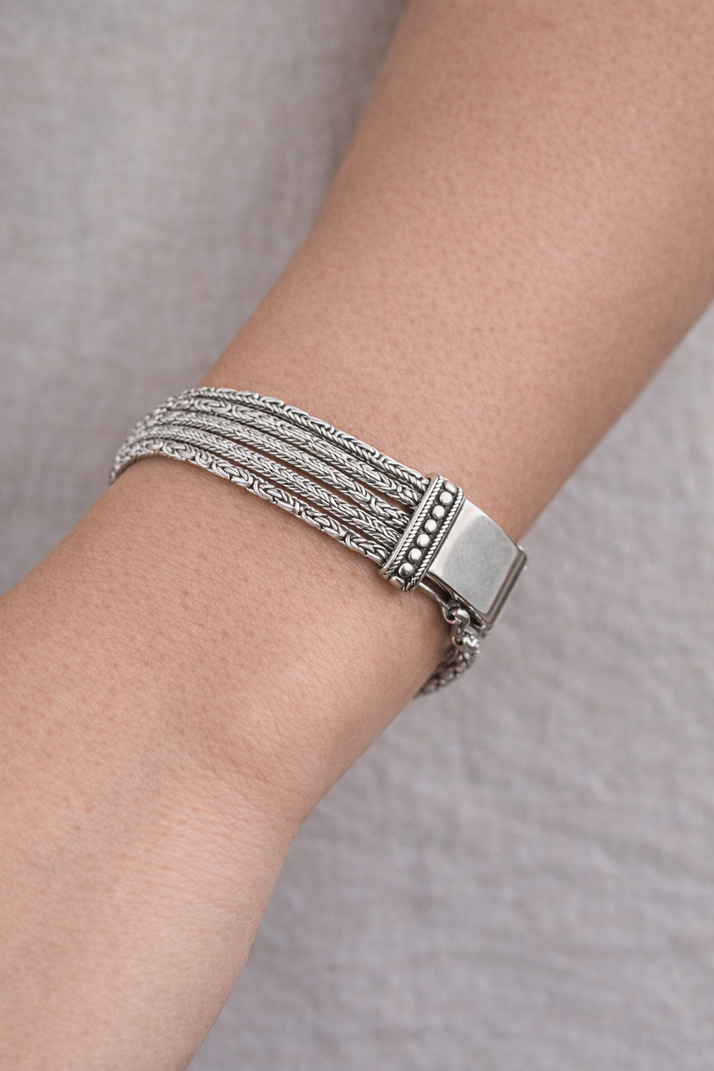 Pre-Owned Silpada Go Gorgeous Sterling Silver Bracelet - Retired Design