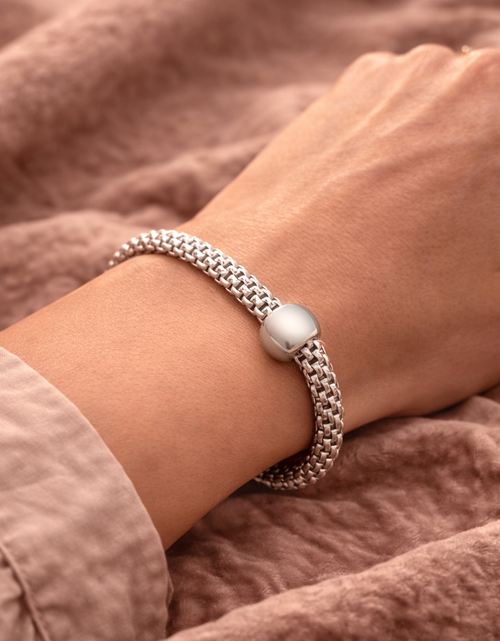 Load image into Gallery viewer, Pre-Owned Silpada Sterling Silver Chic Stretch Bracelet - Retired Design

