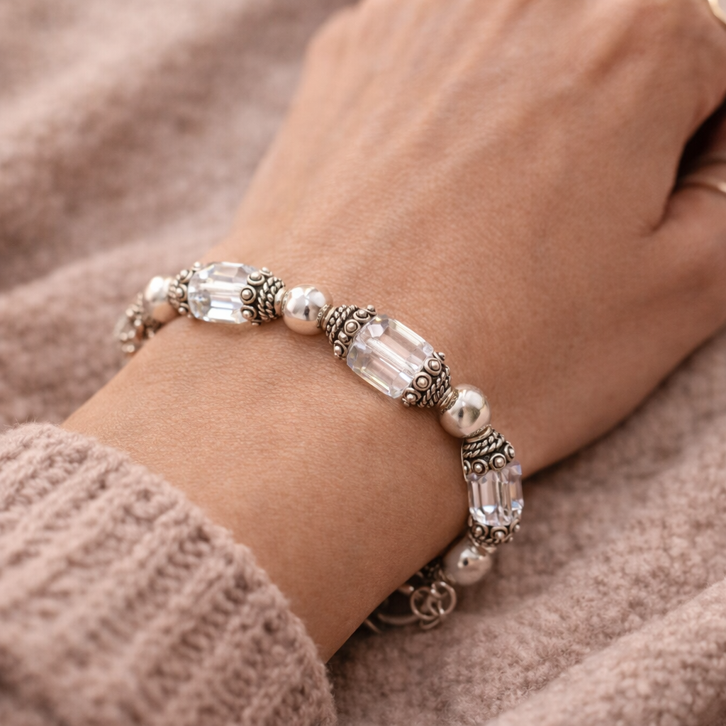 Pre-Owned Silpada Sterling Silver Crystal Bracelet - Retired Design
