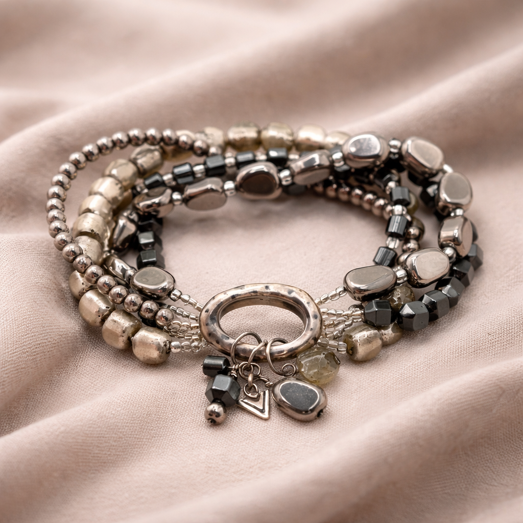 Pre-Owned Silpada Sterling Silver Hailstone Stretch Bracelet - Retired Design