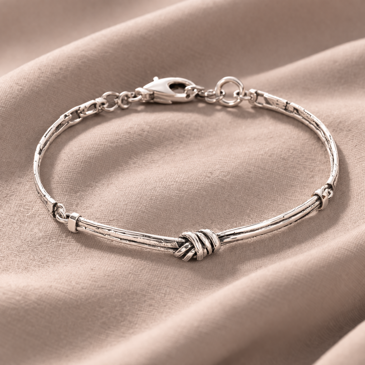 Pre-Owned Silpada Sterling Silver Love Knot Bangle Bracelet - Retired Design
