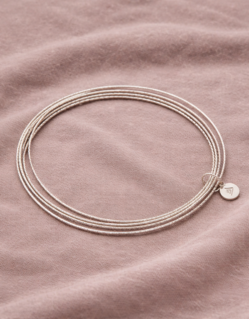 Load image into Gallery viewer, Pre-Owned Silpada Sterling Silver Lasting Impression Bangle Bracelet - Retired Design
