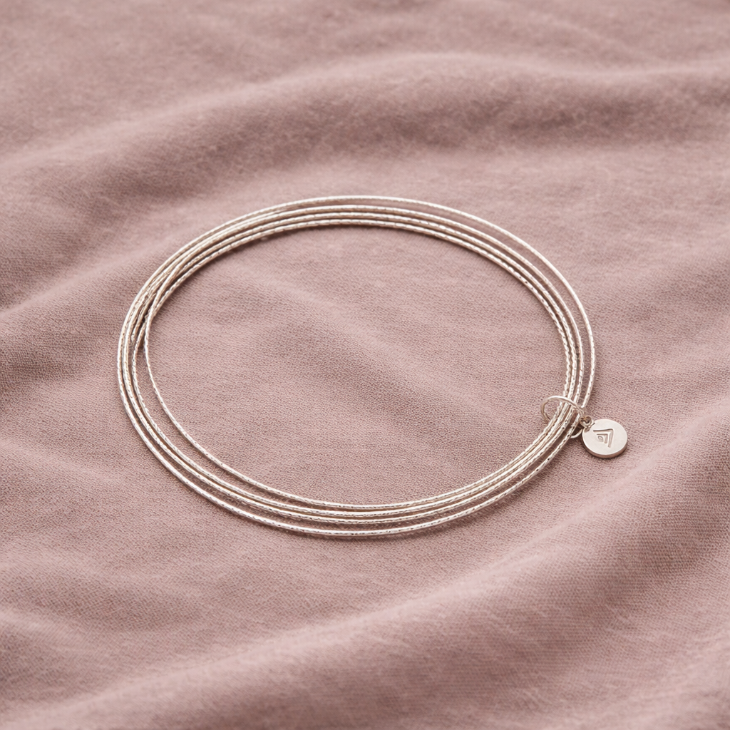 Pre-Owned Silpada Sterling Silver Lasting Impression Bangle Bracelet - Retired Design