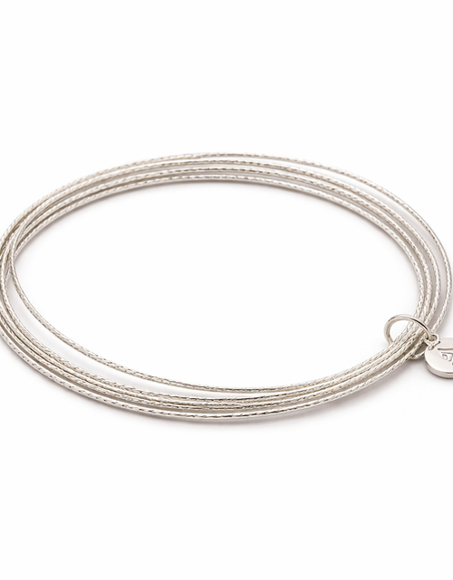 Load image into Gallery viewer, Pre-Owned Silpada Sterling Silver Lasting Impression Bangle Bracelet - Retired Design

