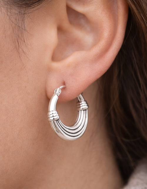 Load image into Gallery viewer, 925 Sterling Silver Textured Ribbed Hoop Earrings 6/7 Inch Classic Small Hoops

