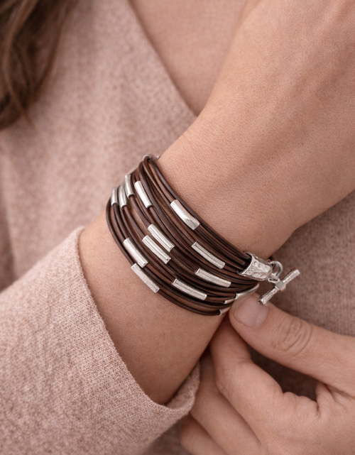 Load image into Gallery viewer, Pre-Owned Silpada Speed of Light Sterling Silver Bracelet - Retired Design
