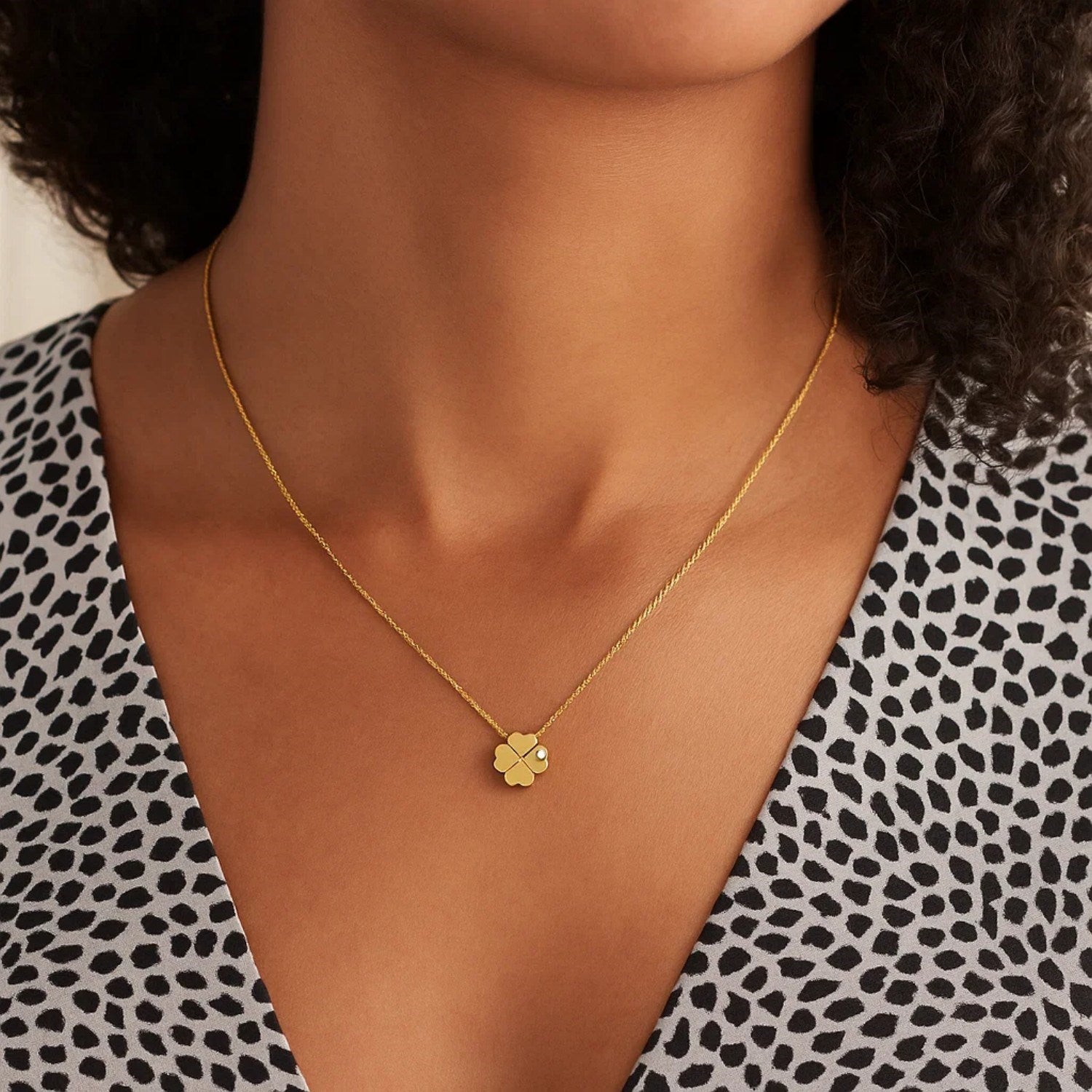 14K Yellow Gold Diamond Four-Leaf Clover Necklace 18 Inch