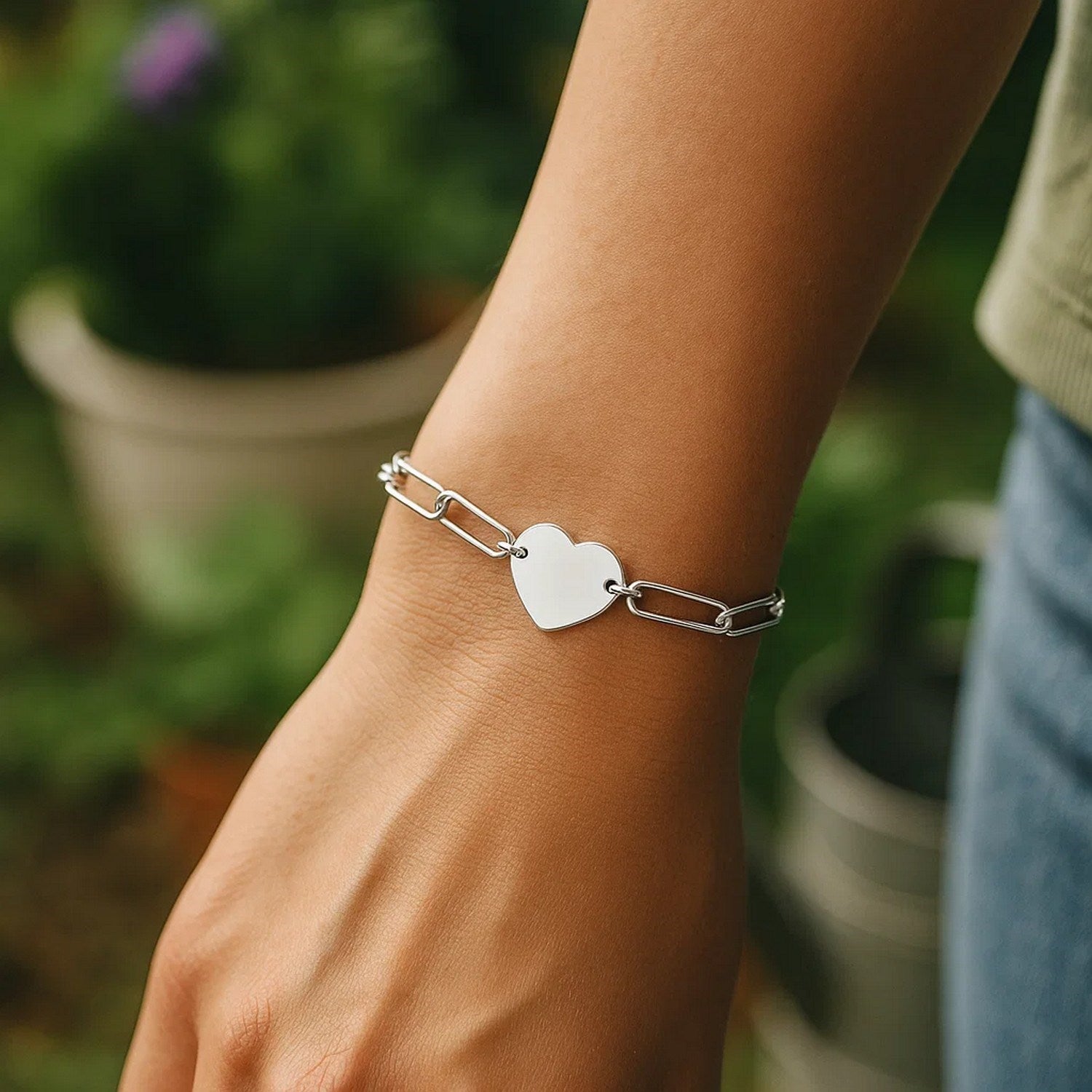 Sterling Silver Rhodium-Plated Engravable Heart Paperclip Bracelet