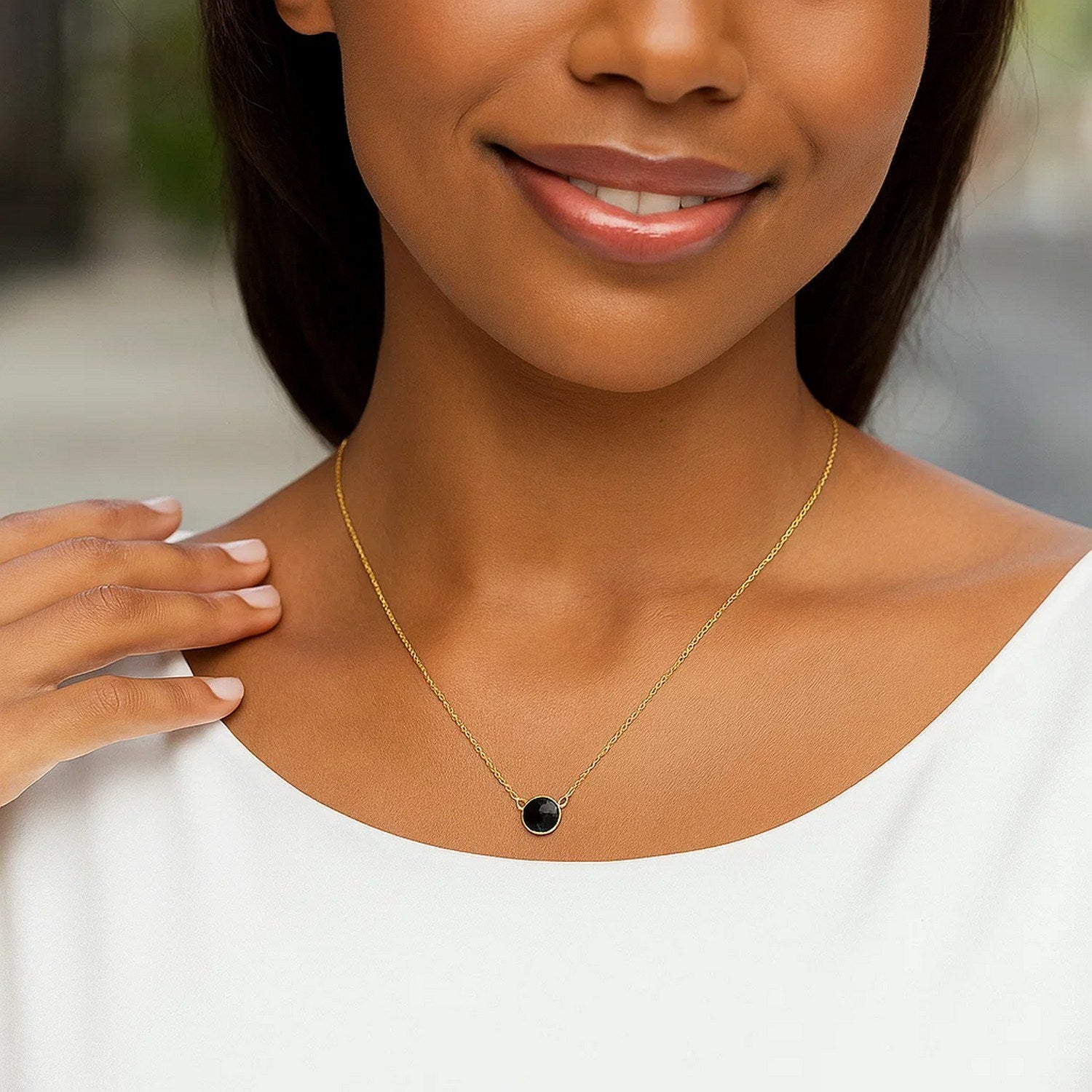 14K Yellow Gold Round Black Onyx Necklace – 17 Inches