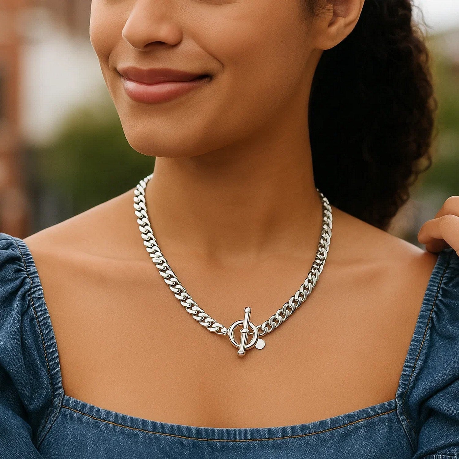 Sterling Silver Polished Wide Link Toggle Necklace – 18 Inches