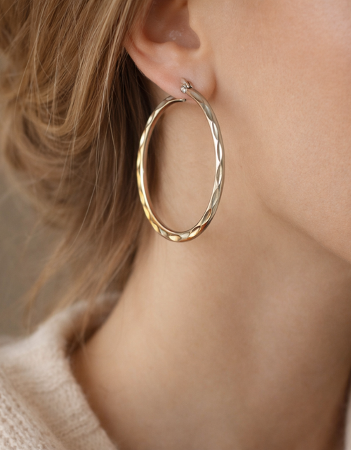 Load image into Gallery viewer, 925 Sterling Silver “Luxe Facet Hoop” Earrings – Polished Statement Hoops
