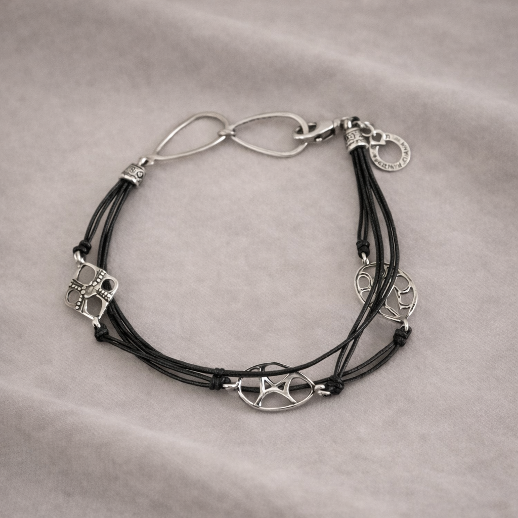 Pre-Owned Silpada Charm Bracelet - Retired Design