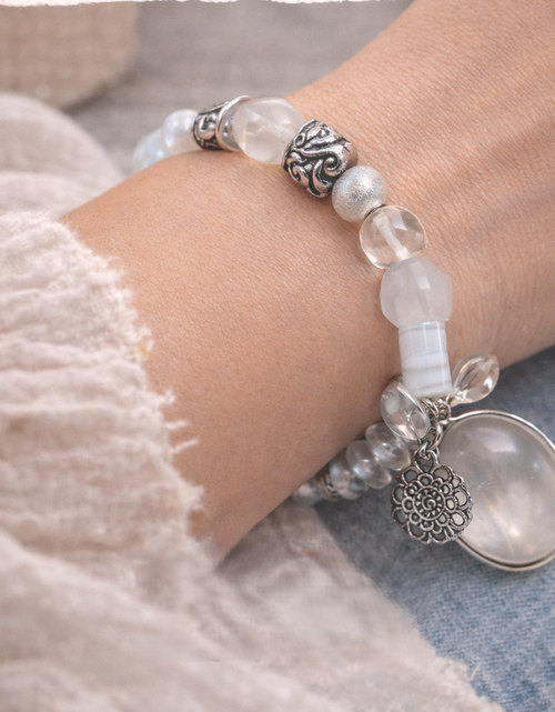 Load image into Gallery viewer, Pre-Owned Silpada Liquidity Stretch Bracelet - Retired Design
