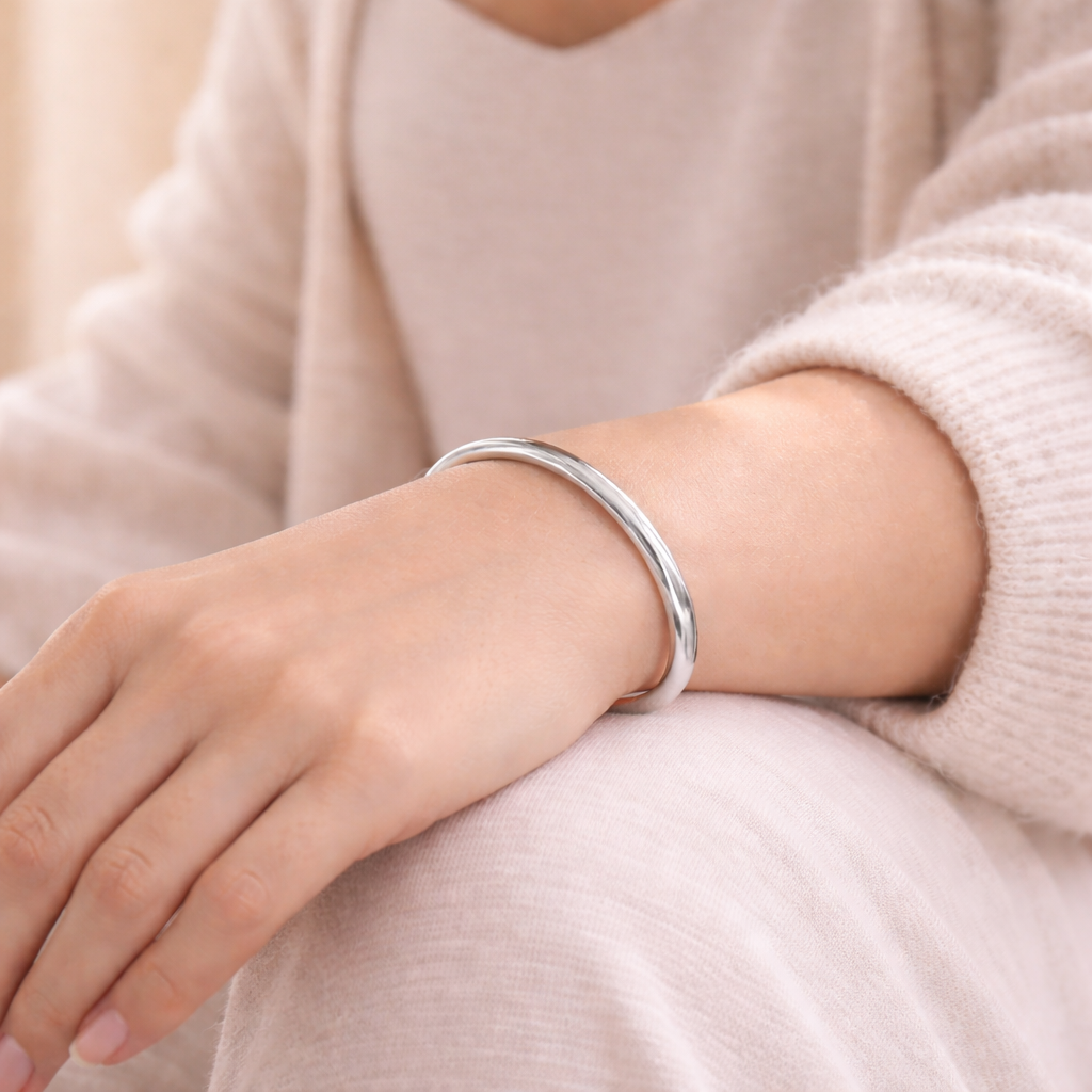 925 Sterling Silver “Essential Classic” Round Bangle – Polished 7mm Bracelet