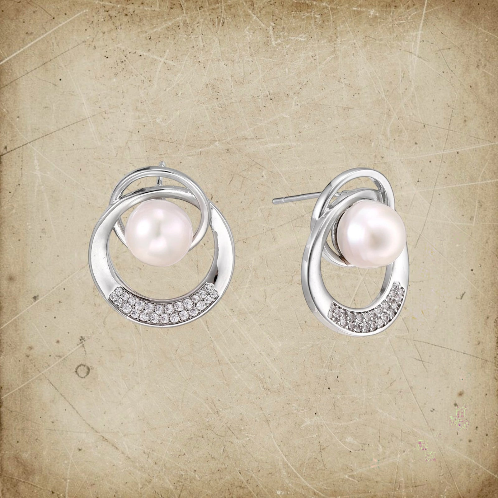 Simply Savvy Pearl Orbit Studs