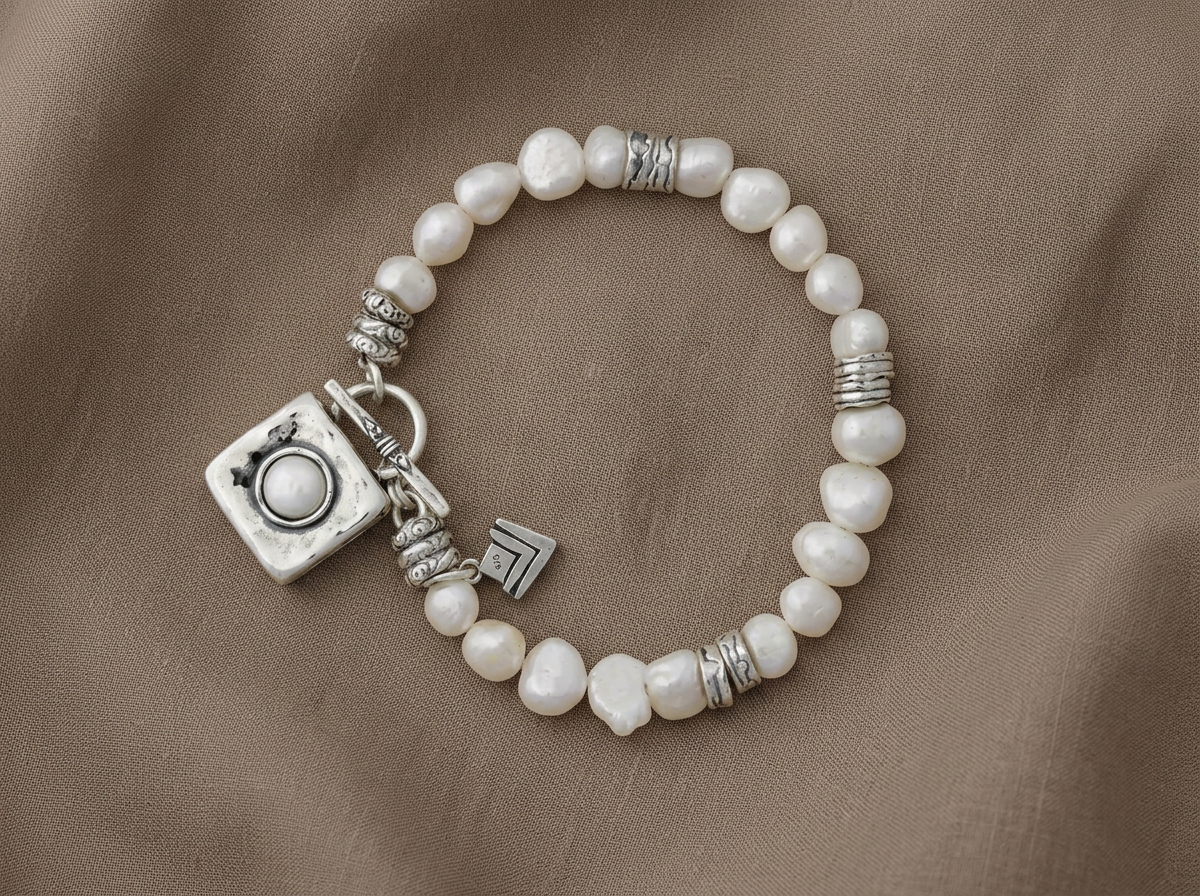 Pre-Owned Silpada Sterling Silver Pearl Bracelet - Retired Design